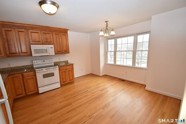 Building Photo - 109 Overshot Dr