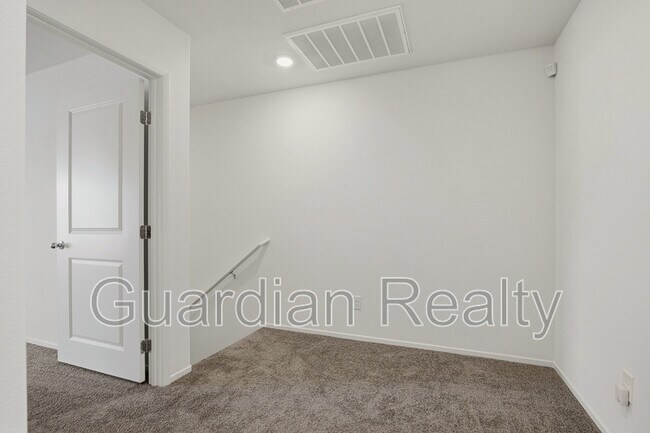 Building Photo - 503 Blue Ridge Cove Ct