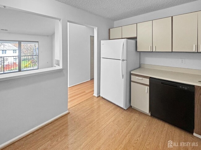 Building Photo - 481 Danbury Ln