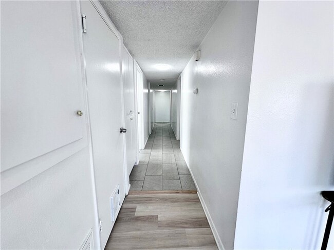 Building Photo - 1470 Riverfront Dr