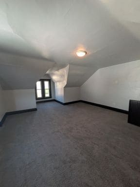 Building Photo - Newly Updated 3 bedroom in Carrick! Section 8 is considered