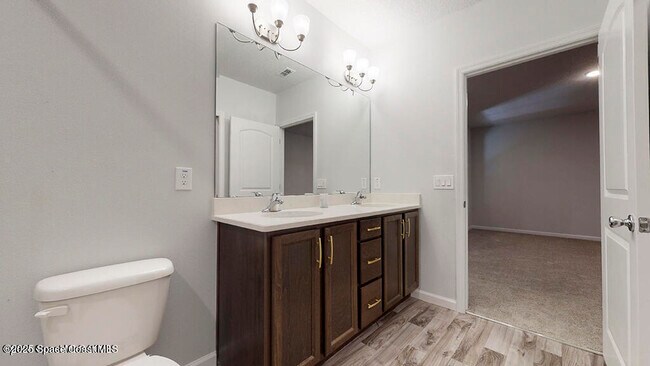 Building Photo - 778 Carlsbad Dr