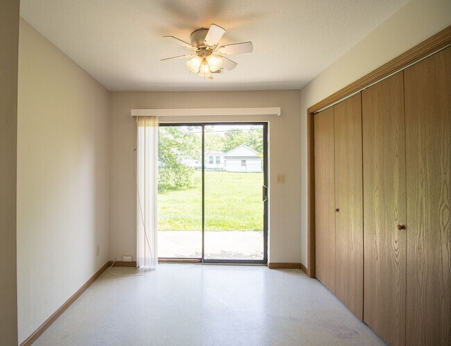 Building Photo - 3613 Greeley Dr