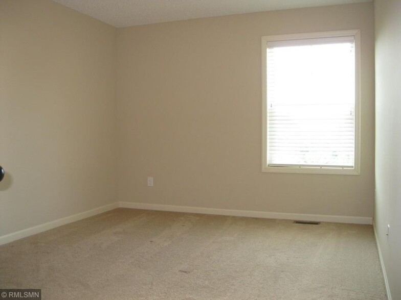 Building Photo - 2113 Cedar Grove Trl