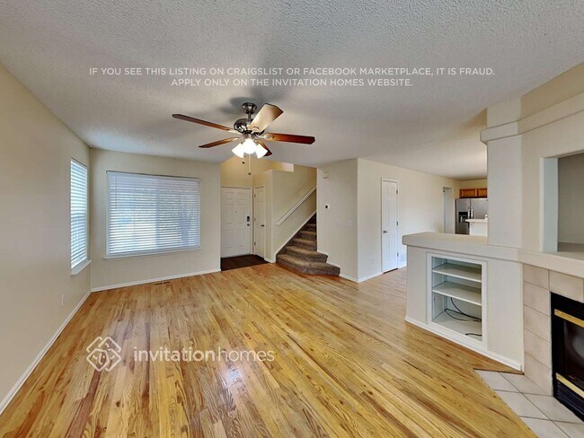 Building Photo - 874 Descendant Dr