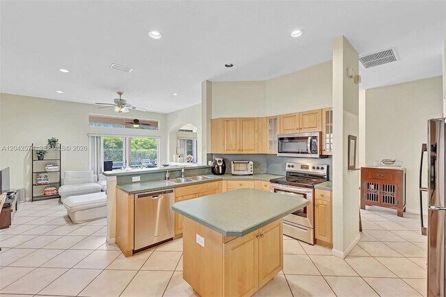 Building Photo - 3711 Falcon Ridge Cir