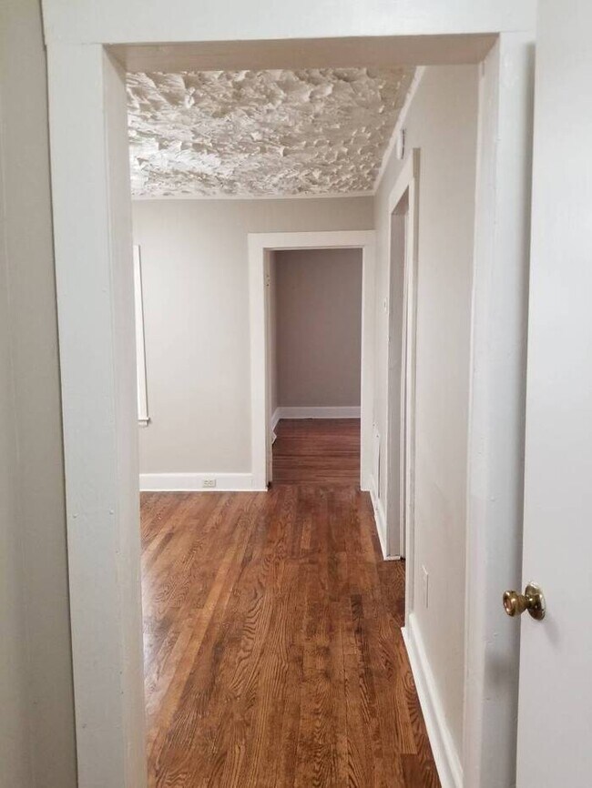 Building Photo - Remodeled Home
