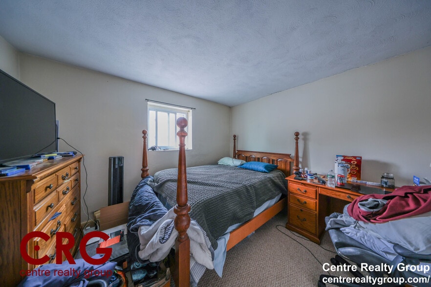 Building Photo - 66 Bryon Rd