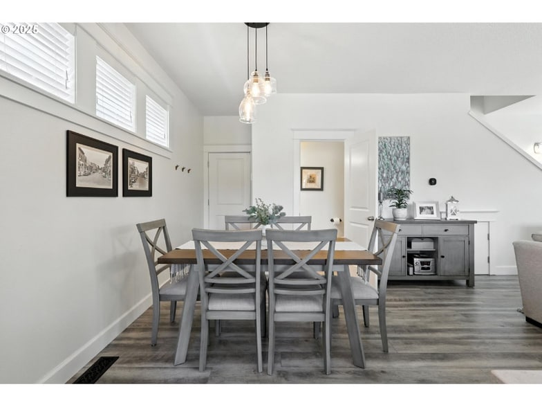 Building Photo - 3260 Wild Rose Loop