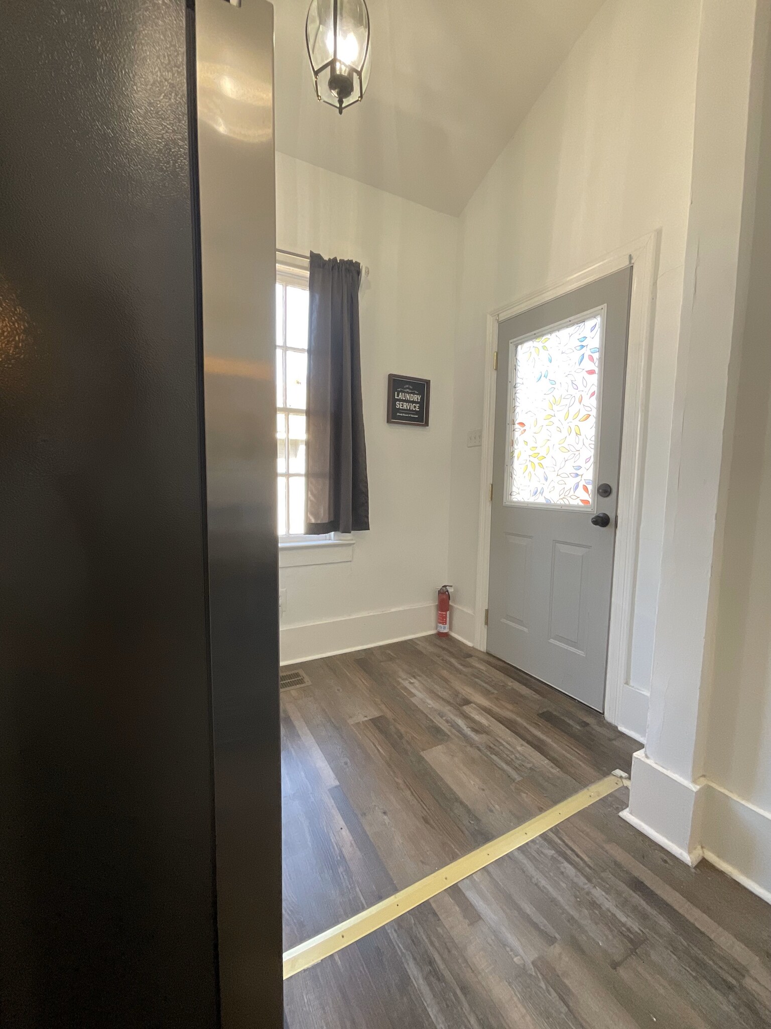 Front entrance door inside - 1116 Main St