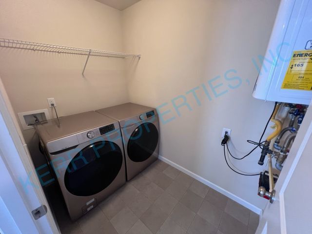 Building Photo - 12996 SE 155th Ave