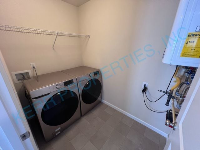 Building Photo - Spacious 4-Bedroom Townhouse with 3.5 Baths in Prime Happy Valley Location – 2021 Sq Ft of Modern...