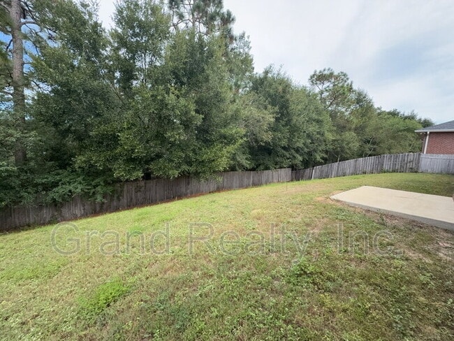 Building Photo - 179 Conquest Ave