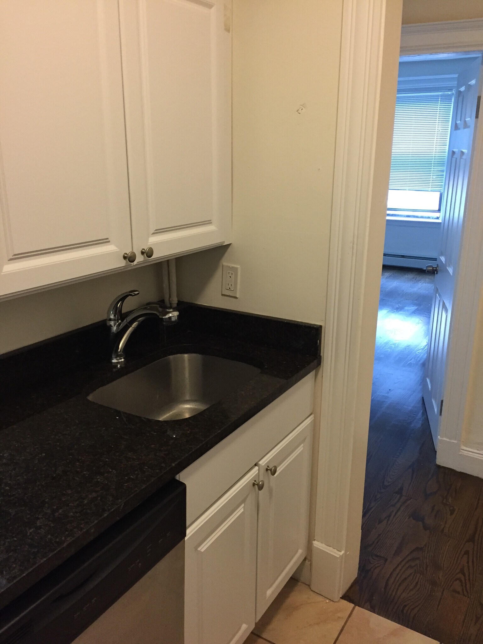 Building Photo - 74 Brainerd Rd