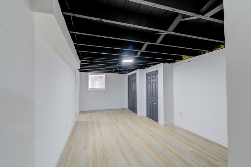 Building Photo - 9701 Echo Ln