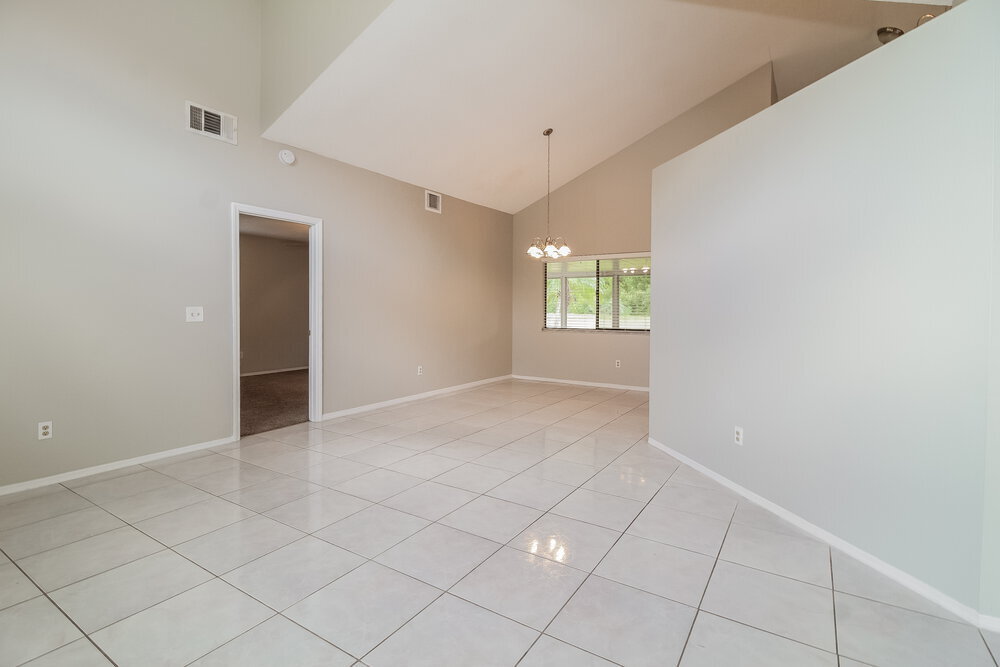 Building Photo - 825 Virginia Woods Ln