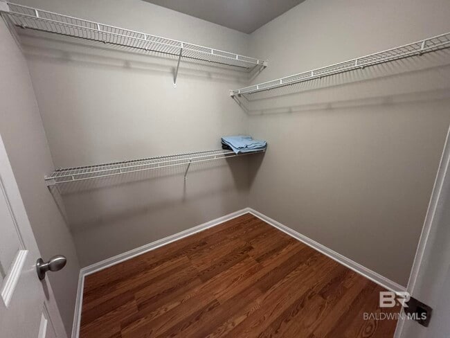 Building Photo - 1517 Regency Rd