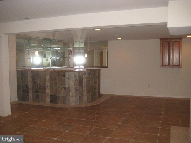 Building Photo - 8022 Cypress Grove Ln