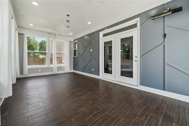 Building Photo - 655 Bell Creek Rd