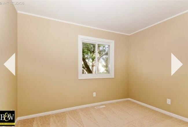 Building Photo - 214 Garden Cir