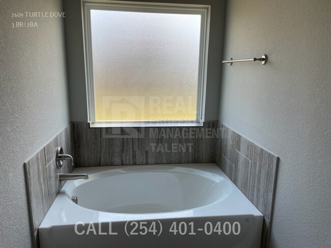 Building Photo - 2609 Turtle Dove Dr