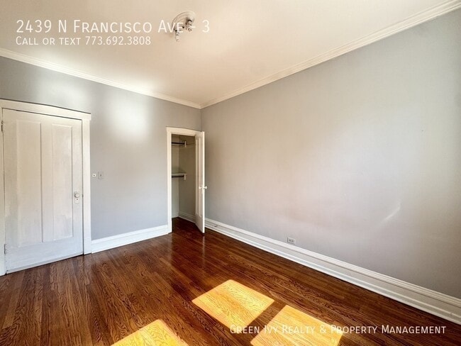 Building Photo - 2439 N Francisco Ave