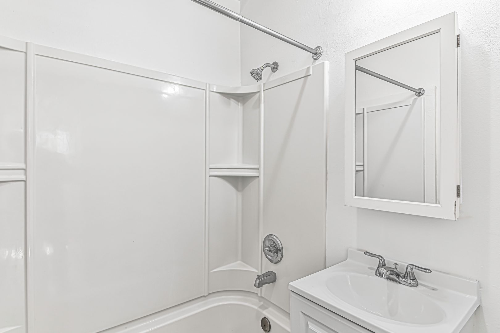 Building Photo - 67 Alamitos Ave