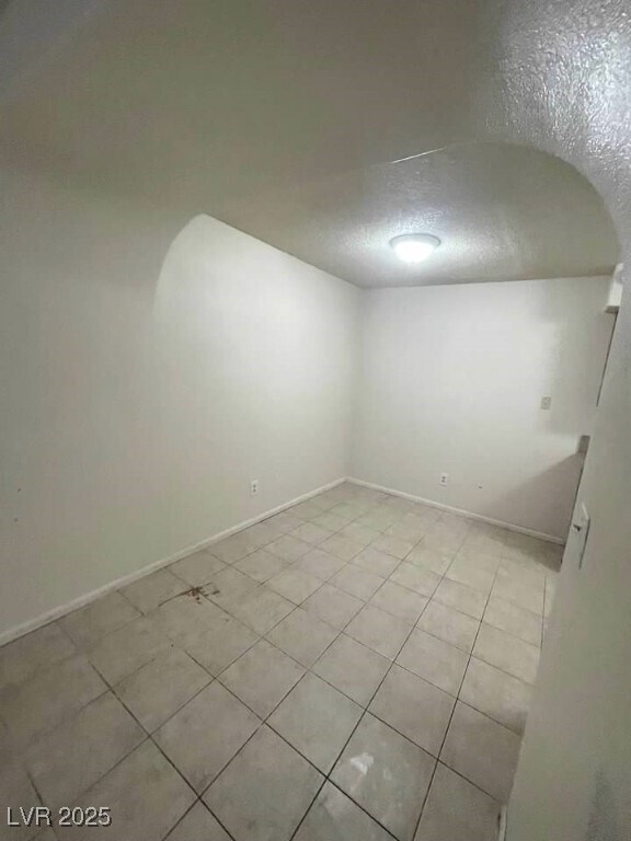 Primary Photo - 1608 N Torrey Pines Dr