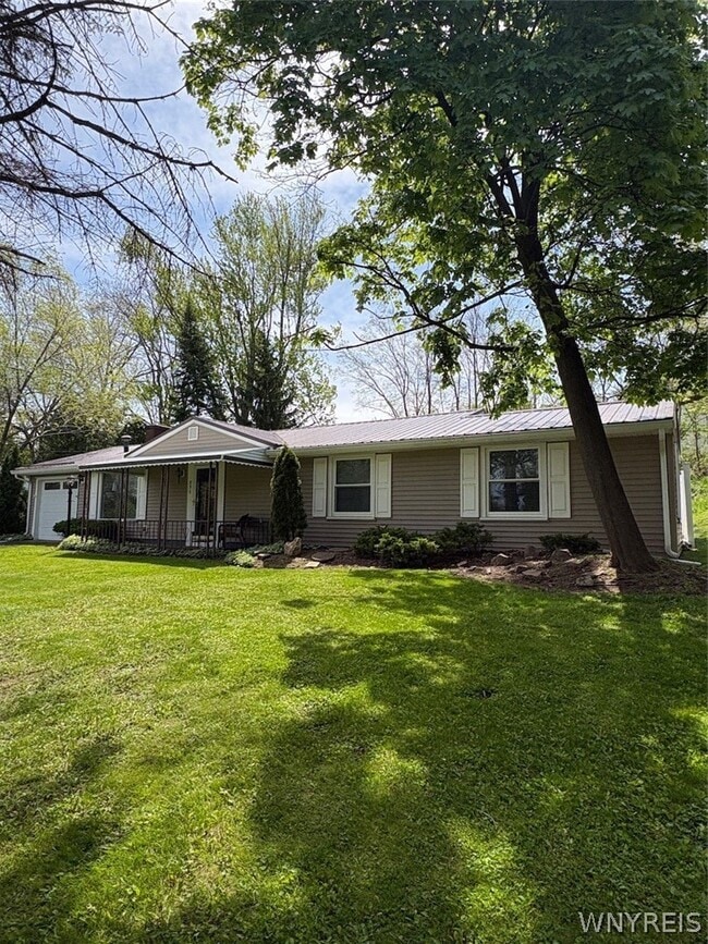Building Photo - 896 Hillside Dr