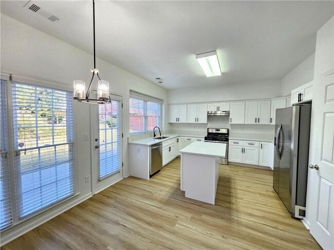 Building Photo - 435 Stedford Ln