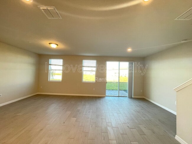 Building Photo - 2548 Sweet Viburnum Wy