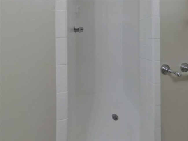 Building Photo - 10406 Kirkwren Dr