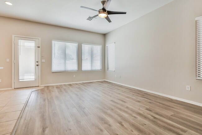 Building Photo - 45129 W Desert Cedars Ln