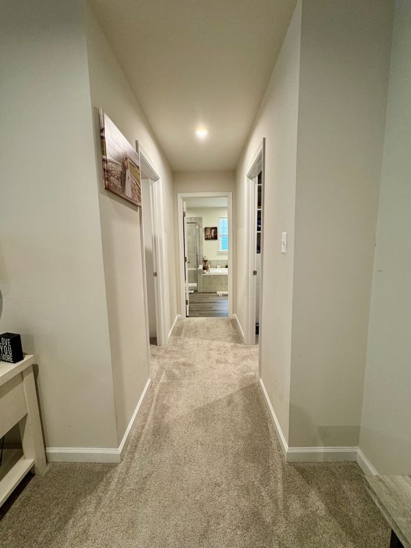 Building Photo - 203 Braeburn Dr