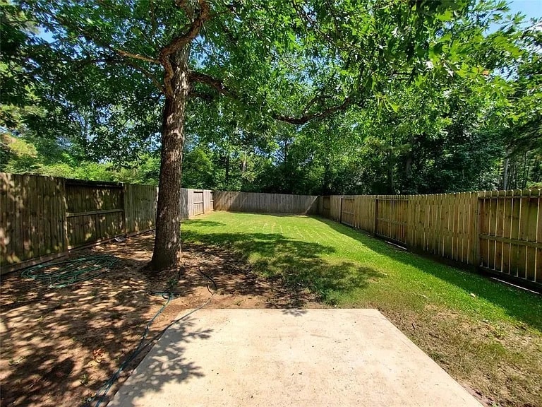 Building Photo - 1087 Mann Rd