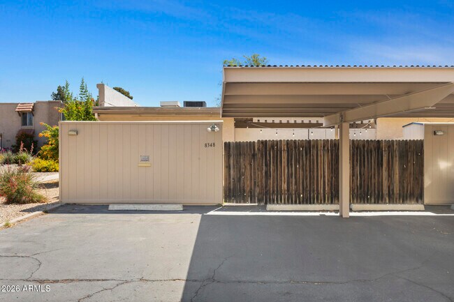 Building Photo - 8348 E Solano Dr