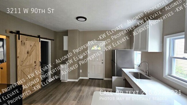 Building Photo - 3211 W 90th St