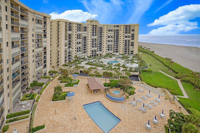 Building Photo - 100 Ocean Trail Way