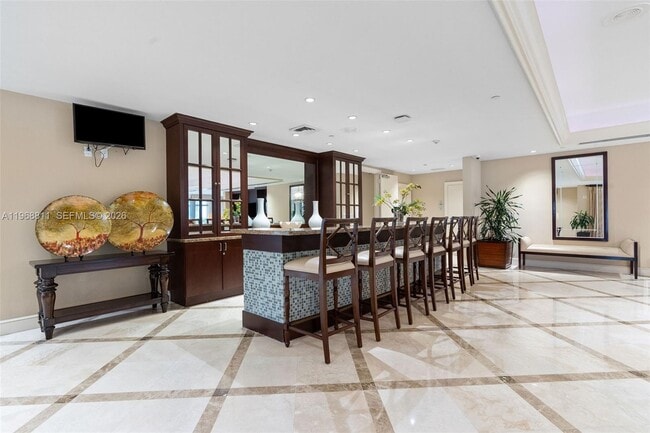 Building Photo - 19900 E Country Club Dr