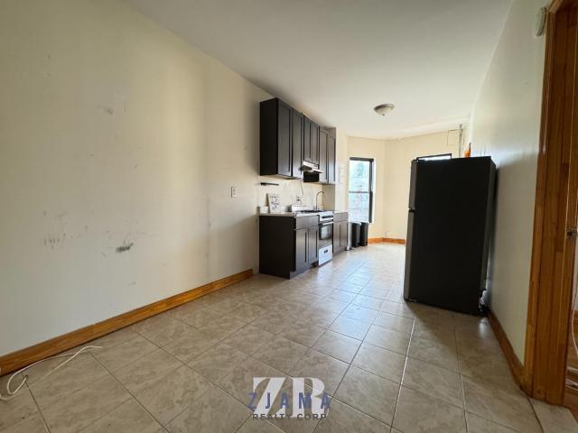 Building Photo - 2 bedroom in BROOKLYN NY 11213