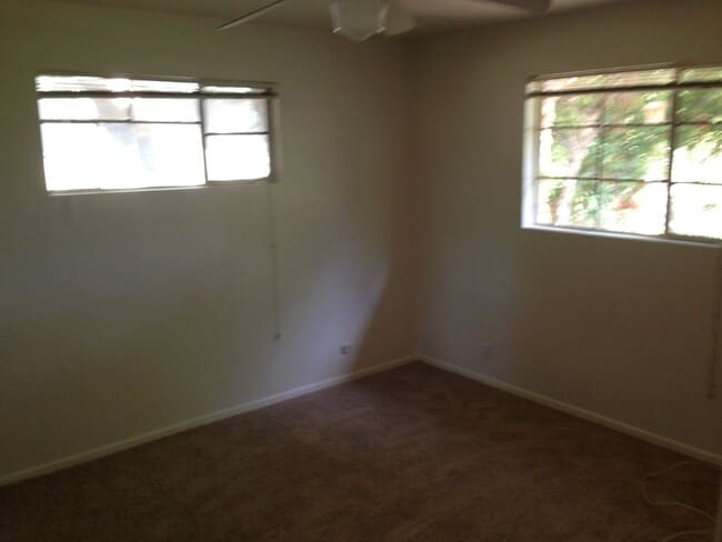 Building Photo - 4 Bedroom in Hudson Park off Cedar