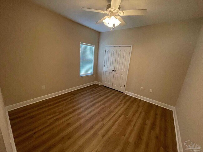 Building Photo - 6722 Barnwood Dr