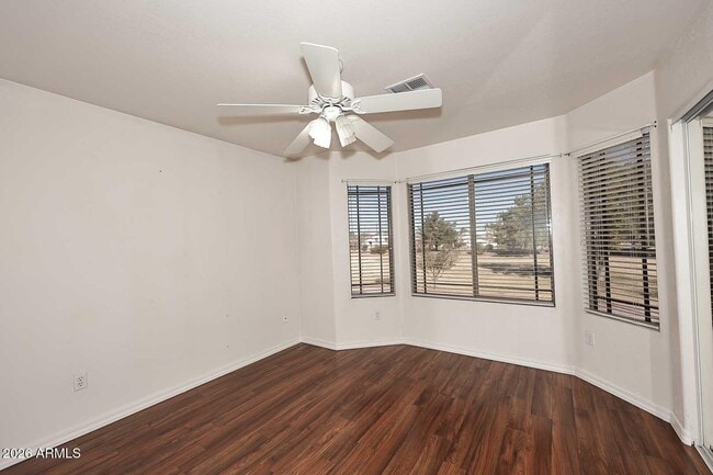 Building Photo - 731 W Melody Ave