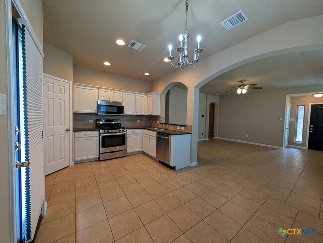 Building Photo - 2587 Diamondback Trail