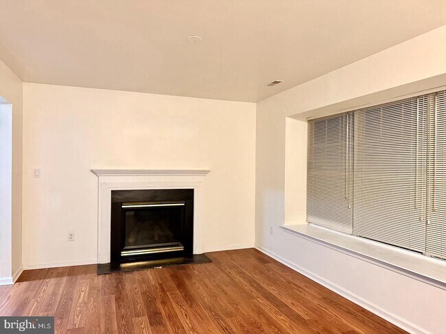 Building Photo - 2604 Delancey Way