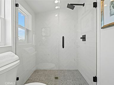 Building Photo - 603 Iris Ave