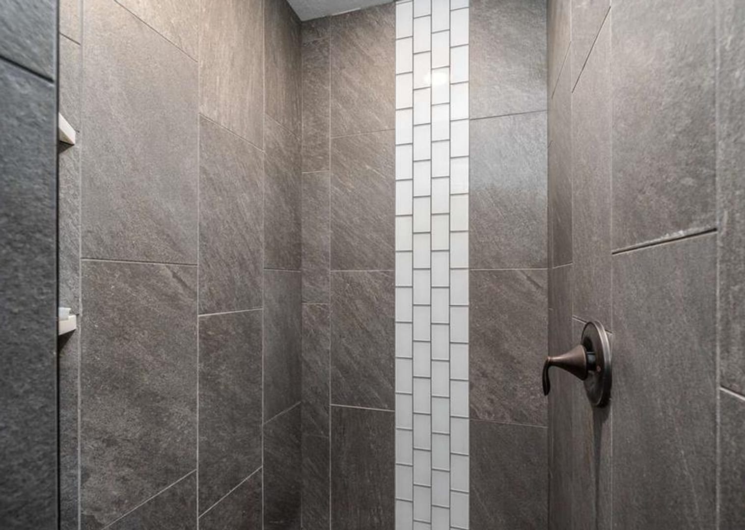 Building Photo - 4317 S Alpine Ave