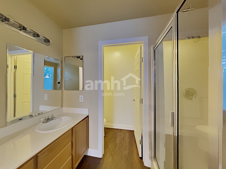 Building Photo - 1008 Leadville Meadows Dr