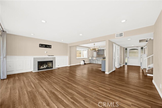 Building Photo - 12110 Bowmore Ave