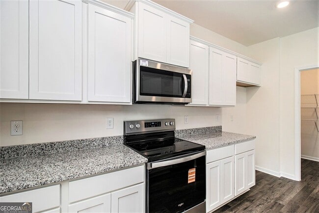 Building Photo - 568 Whitman Ln